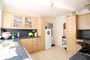 Kitchen- click for photo gallery